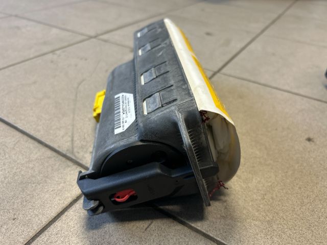 bontott VW TOURAN Utasoldali Légzsák