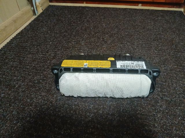 bontott VW TOURAN Utasoldali Légzsák