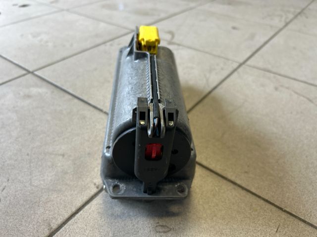 bontott VW TOURAN Utasoldali Légzsák