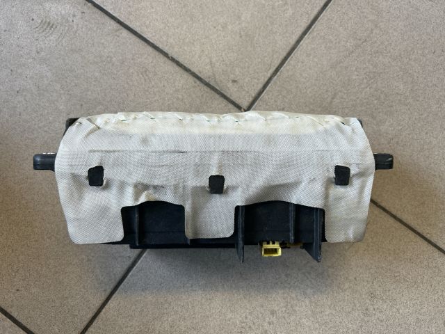 bontott VW TOURAN Utasoldali Légzsák