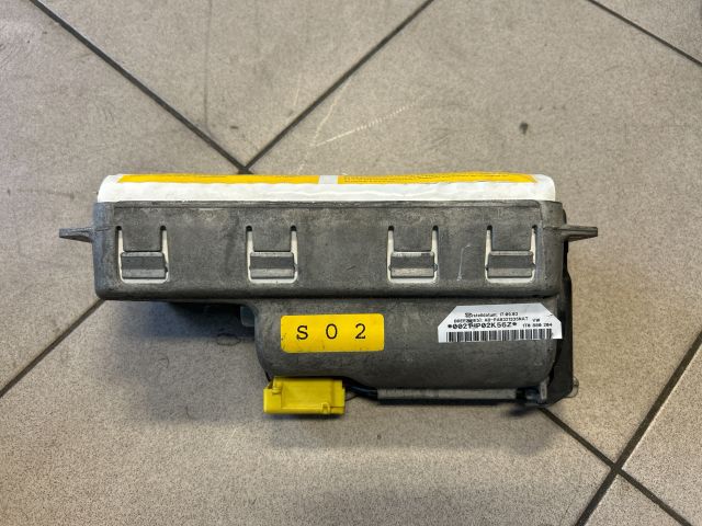 bontott VW TOURAN Utasoldali Légzsák