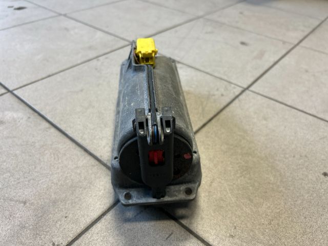 bontott VW TOURAN Utasoldali Légzsák