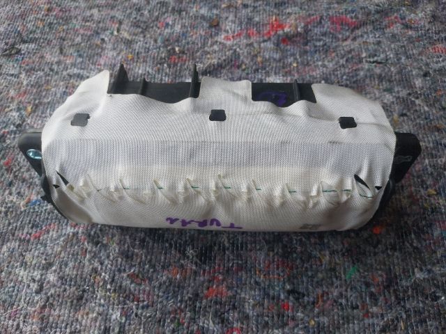 bontott VW TOURAN Utasoldali Légzsák