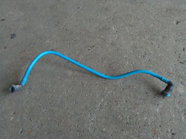 bontott VW TOURAN Üzemanyagcső