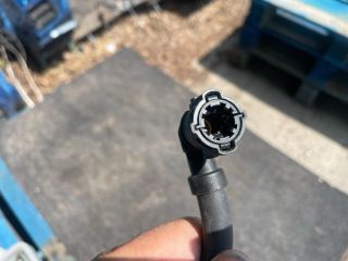 bontott VW TOURAN Üzemanyagcső