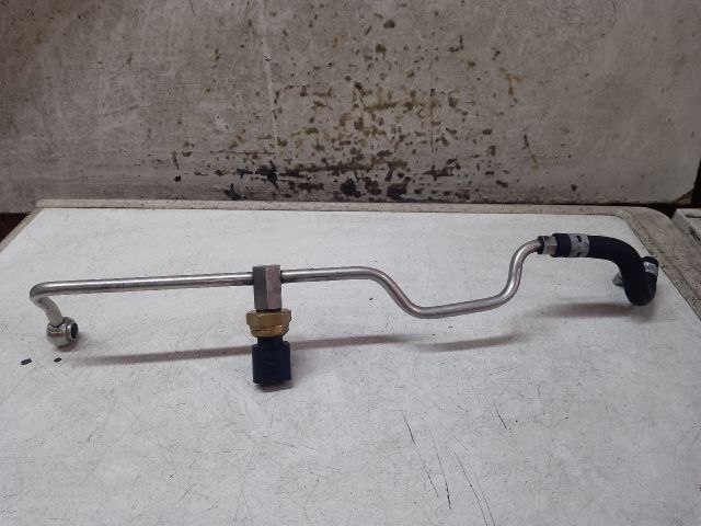 bontott VW TOURAN Üzemanyagcső