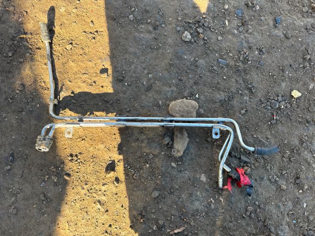 bontott VW TOURAN Üzemanyagcső