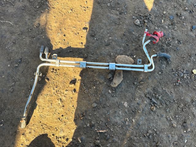 bontott VW TOURAN Üzemanyagcső