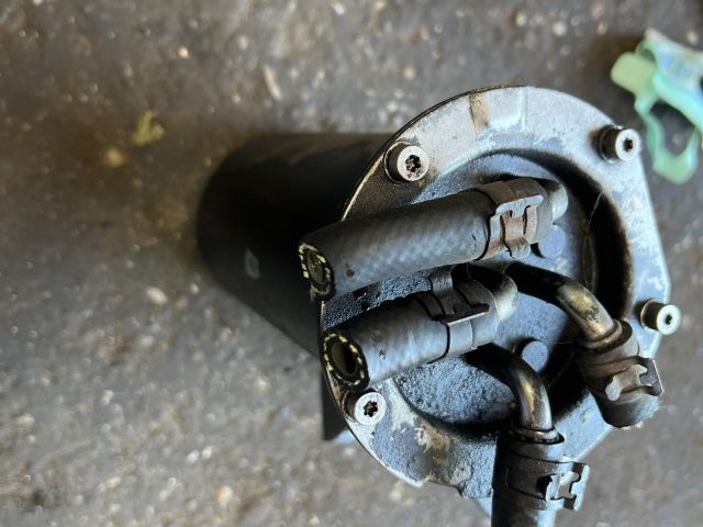 bontott VW TOURAN Üzemanyagszűrő Ház