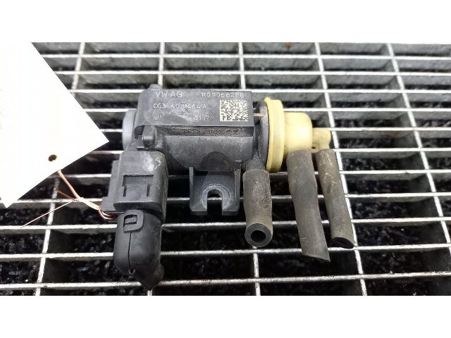 bontott VW TOURAN Vákum Szelep