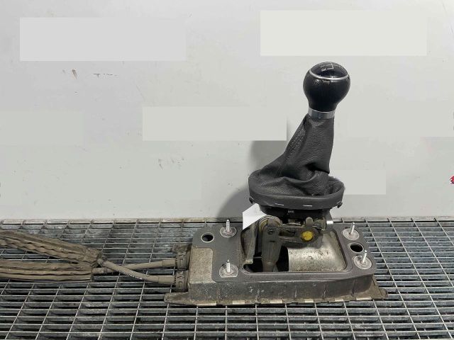 bontott VW TOURAN Váltógomb