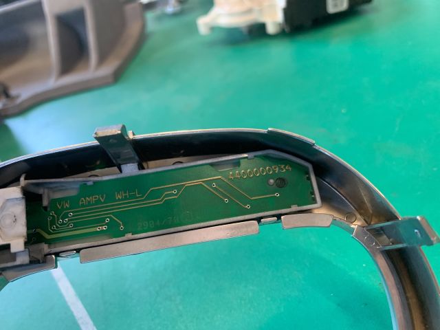 bontott VW TOURAN Váltókar Keret