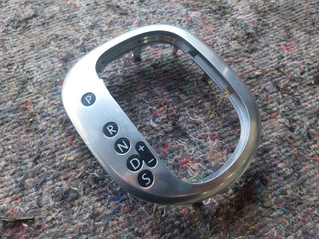 bontott VW TOURAN Váltószoknya Rögzítő Keret