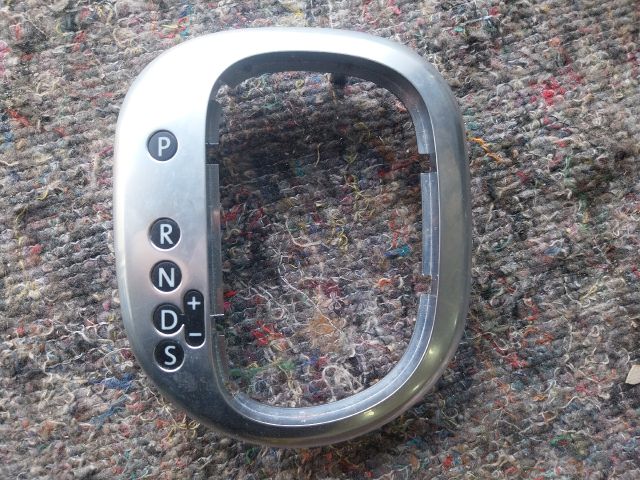 bontott VW TOURAN Váltószoknya Rögzítő Keret