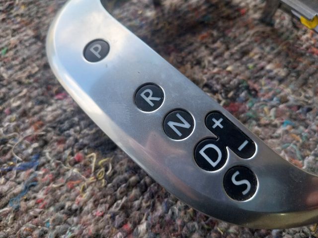 bontott VW TOURAN Váltószoknya Rögzítő Keret