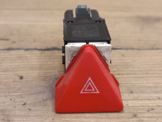 bontott VW TOURAN Vészvillogó Kapcsoló