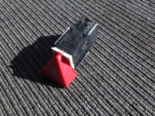 bontott VW TOURAN Vészvillogó Kapcsoló