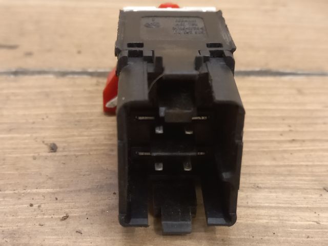 bontott VW TOURAN Vészvillogó Kapcsoló