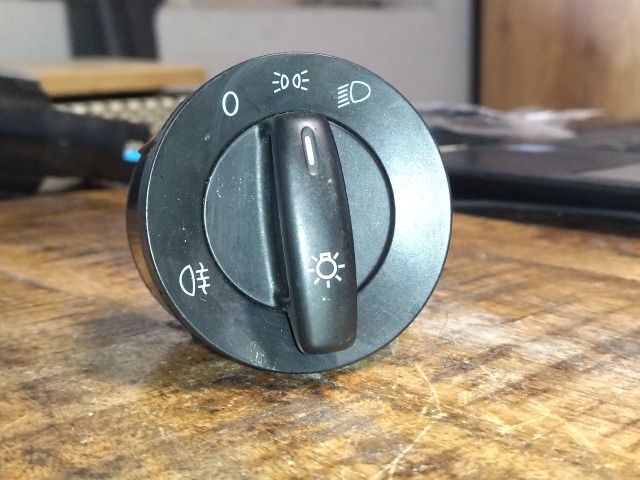 bontott VW TOURAN Világítás Kapcsoló