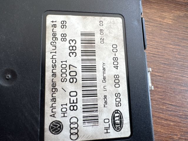 bontott VW TOURAN Vonóhorog Elektronika