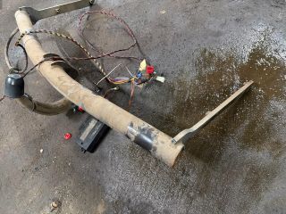 bontott VW TOURAN Vonóhorog