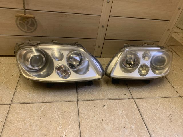 bontott VW TOURAN Xenon Fényszóró Pár