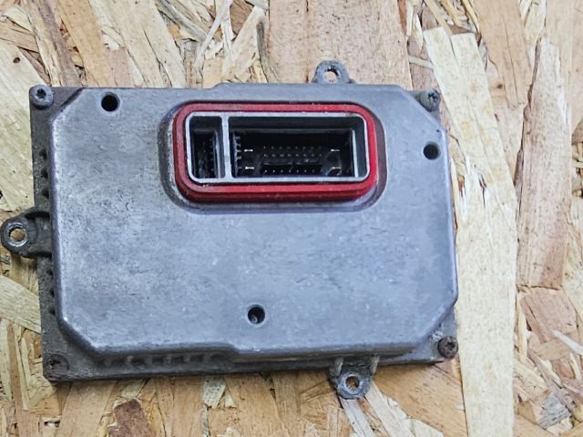 bontott VW TOURAN Xenon Trafó