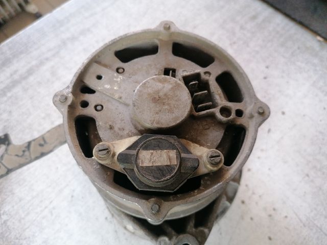 bontott VW TRANSPORTER Generátor