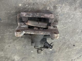 bontott VW TRANSPORTER Bal hátsó Féknyereg Munkahengerrel