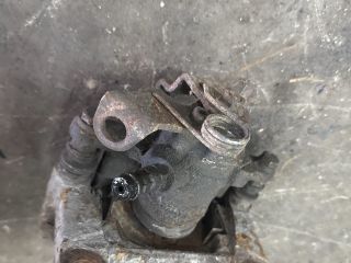 bontott VW TRANSPORTER Bal hátsó Féknyereg Munkahengerrel