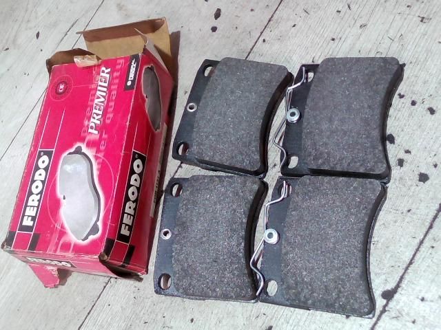 bontott VW TRANSPORTER Első Pár Fékbetét