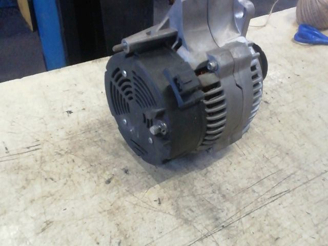 bontott VW TRANSPORTER Generátor