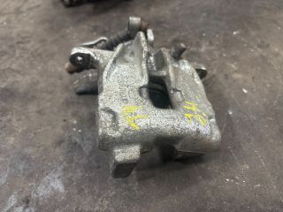 bontott VW TRANSPORTER Jobb hátsó Féknyereg Munkahengerrel