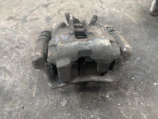 bontott VW TRANSPORTER Jobb hátsó Féknyereg Munkahengerrel