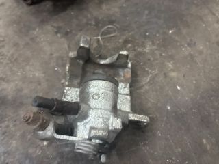 bontott VW TRANSPORTER Jobb hátsó Féknyereg Munkahengerrel