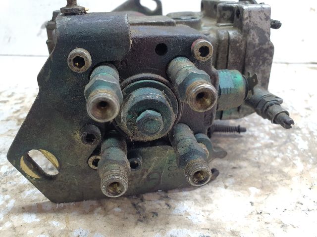 bontott VW TRANSPORTER Nagynyomású Szivattyú