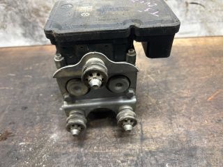 bontott VW TRANSPORTER ABS Kocka