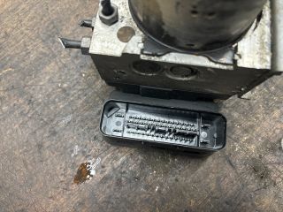 bontott VW TRANSPORTER ABS Kocka