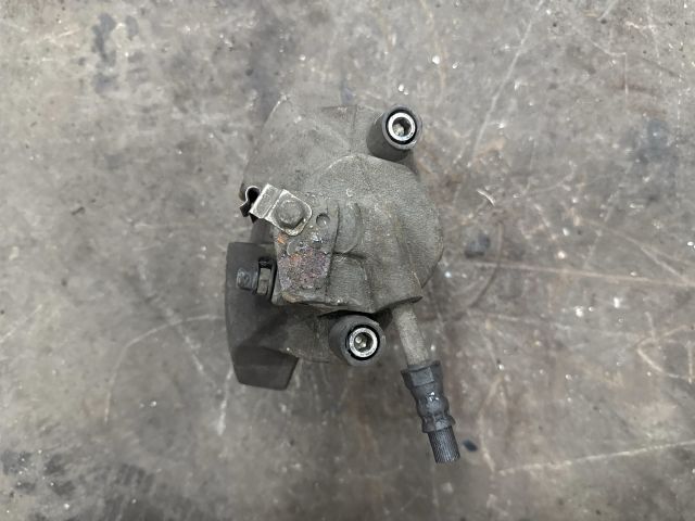 bontott VW TRANSPORTER Bal első Féknyereg Munkahengerrel