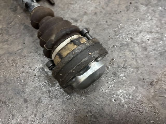 bontott VW TRANSPORTER Bal Féltengely