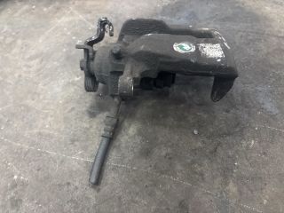 bontott VW TRANSPORTER Bal hátsó Féknyereg Munkahengerrel