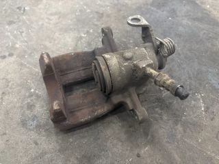 bontott VW TRANSPORTER Bal hátsó Féknyereg Munkahengerrel