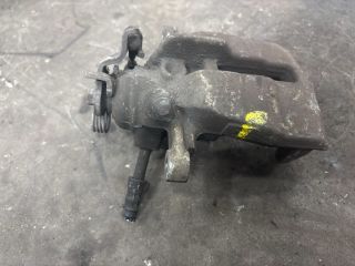 bontott VW TRANSPORTER Bal hátsó Féknyereg Munkahengerrel