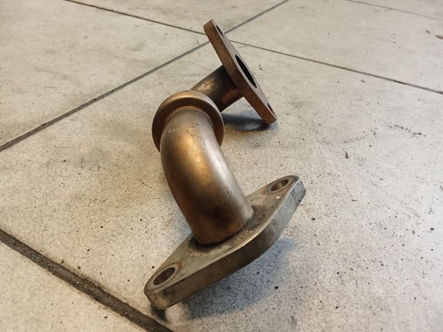 bontott VW TRANSPORTER EGR Hűtő Cső