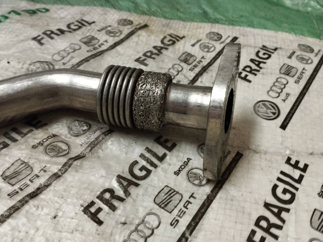 bontott VW TRANSPORTER EGR Hűtő Cső