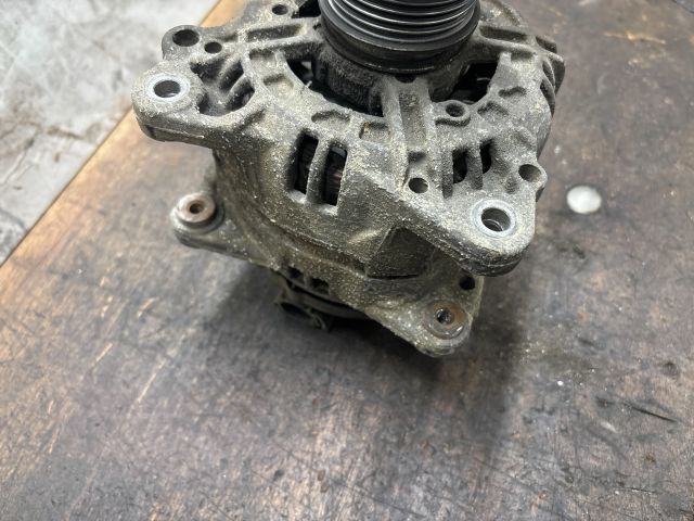 bontott VW TRANSPORTER Generátor