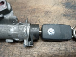 bontott VW TRANSPORTER Gyújtáskapcsoló Házzal