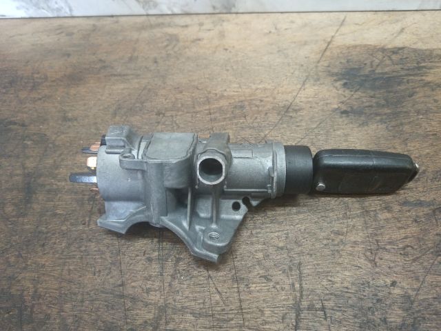 bontott VW TRANSPORTER Gyújtáskapcsoló Házzal