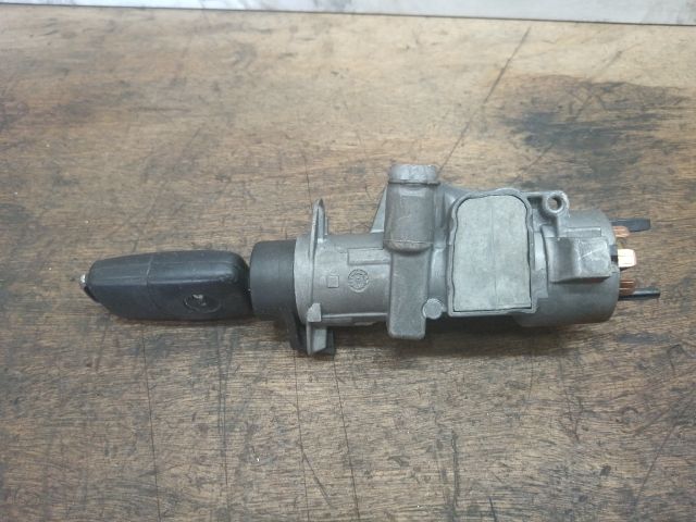 bontott VW TRANSPORTER Gyújtáskapcsoló Házzal