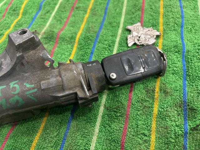 bontott VW TRANSPORTER Gyújtáskapcsoló Házzal